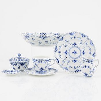 Royal Copenhagen, a 28-piece 'Musselmalet' porcelain coffee service, Denmark.