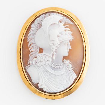 Brooch 18K gold with shell cameo.