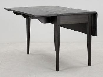 KLAFFBORD, "Alunda", ur Ikeas 1700-tals serie.