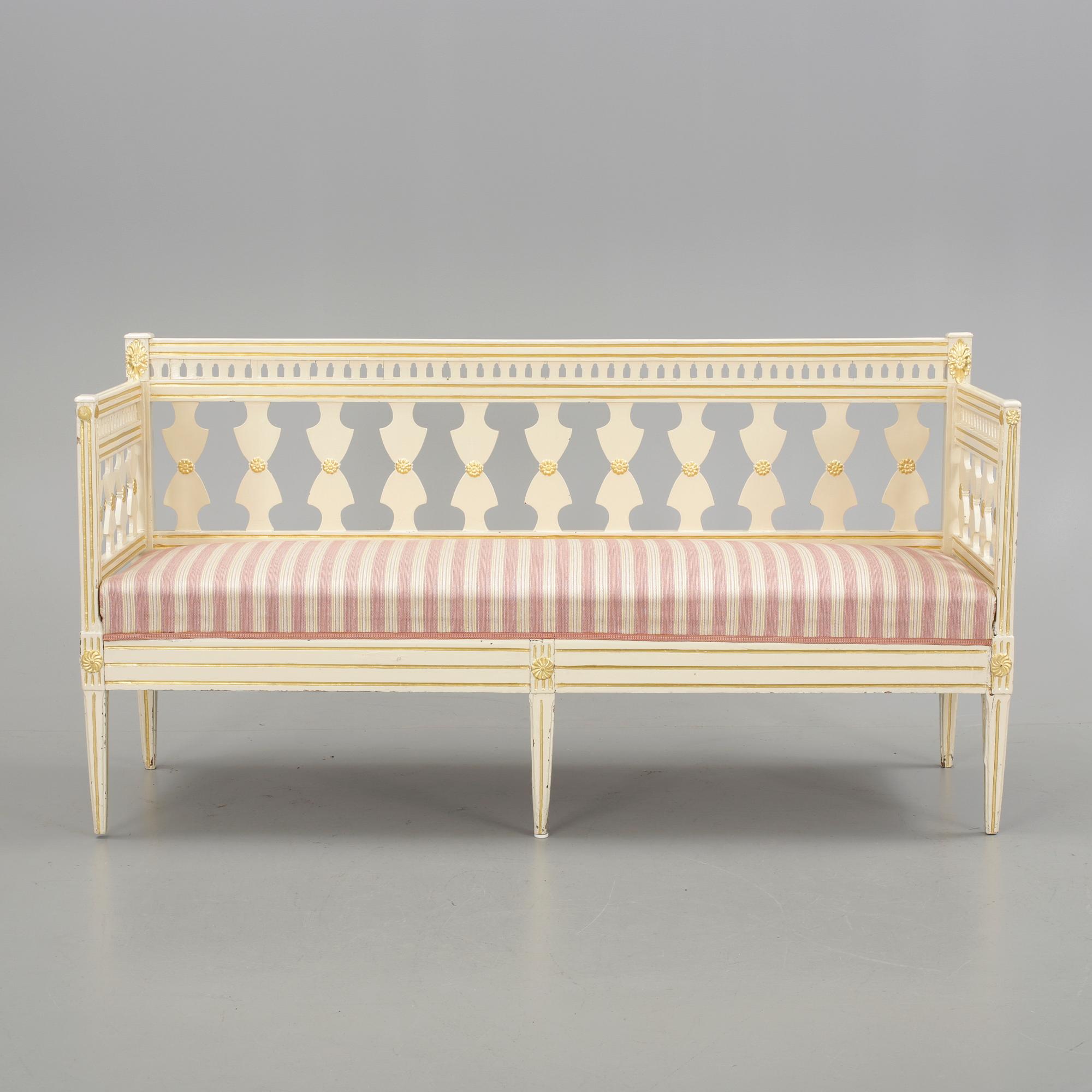SOFFA, sengustaviansk, omkring 1800.