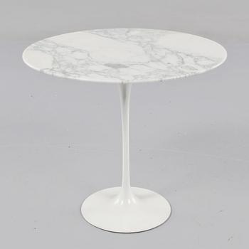 SOFFBORD, "Tulip", Eero Saarinen, Finland, 1900-talets andra hälft.