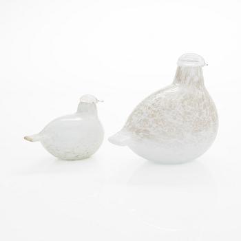 Oiva Toikka, Glass birds, 'Willow Grouse' and 'Baby Willow Grouse' signed.