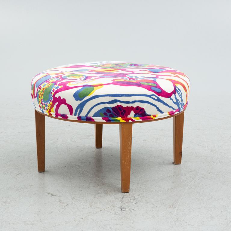 Josef Frank, a stool modell 647, Firma Svenskt Tenn.