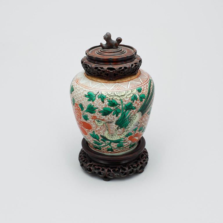 URNA, porslin, Ming, Kina transition 1600-tal.