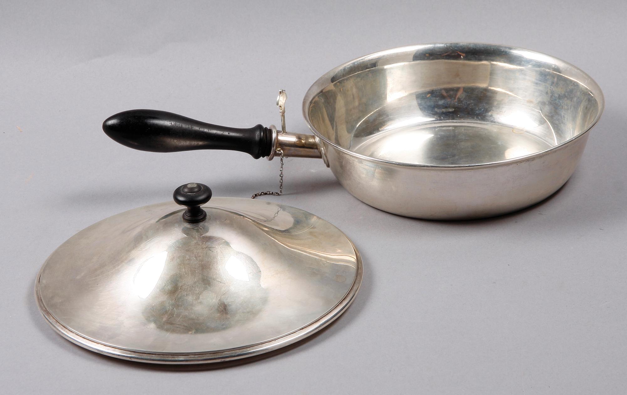 KAROTT MED LOCK, silver, MGAB, 1938.