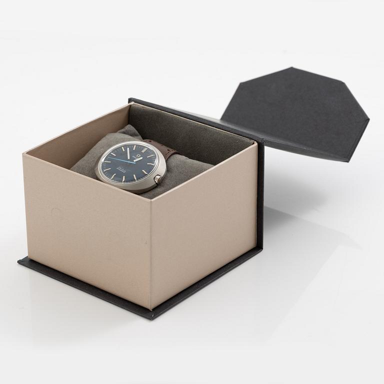 Omega, Geneva, Dynamic, wristwatch, 41 x 36 mm.