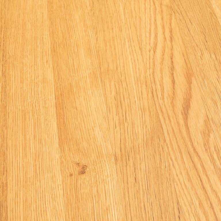 Dining table, model "Kuma", Bolia, modern production.