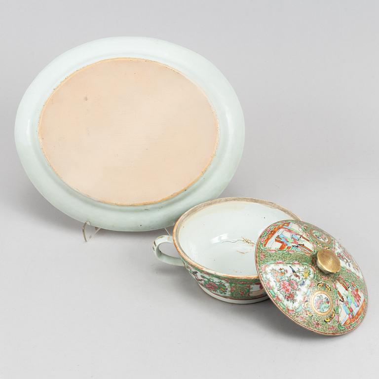 A famille rose dish and a jug with cover, Canton, Qing dynasty, late 19th century.