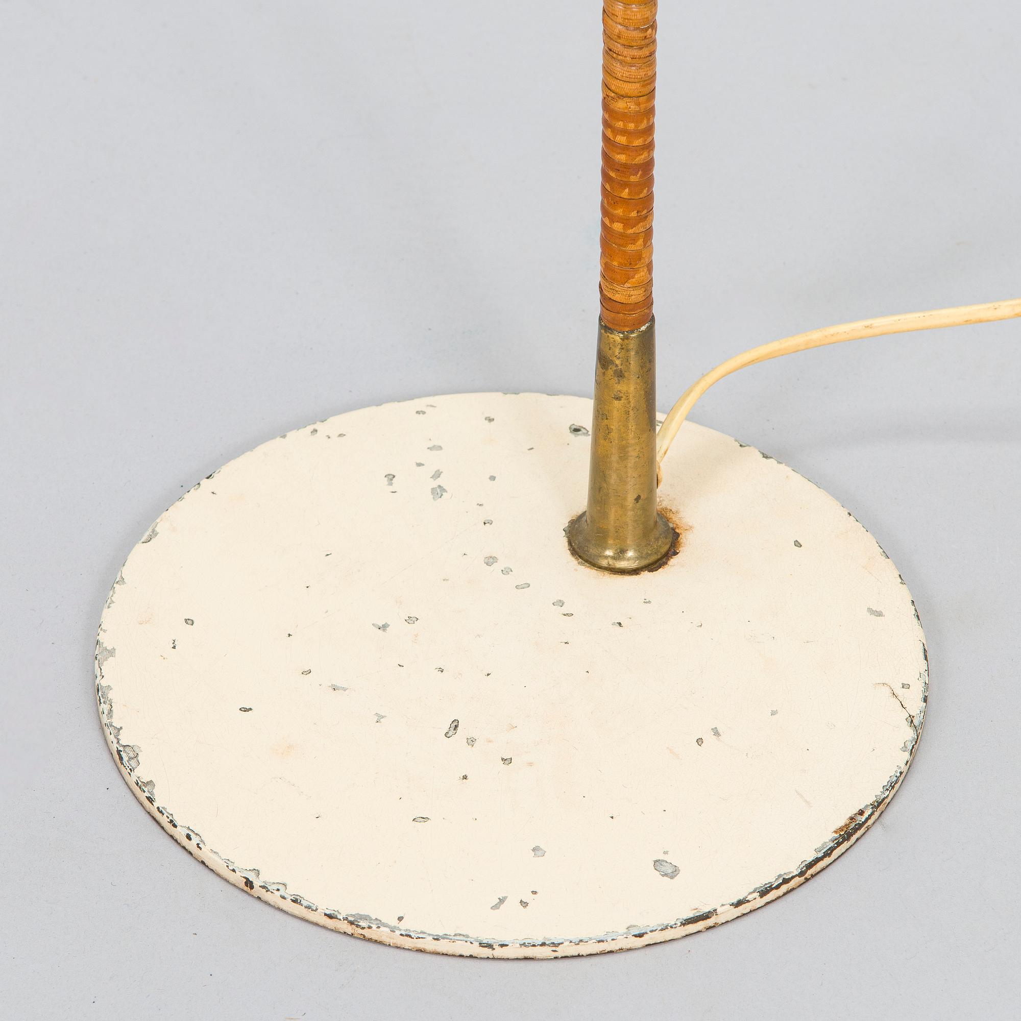 Paavo Tynell, golvlampa, modell K10-10,Taito/ Idman, 1900-talets mitt.