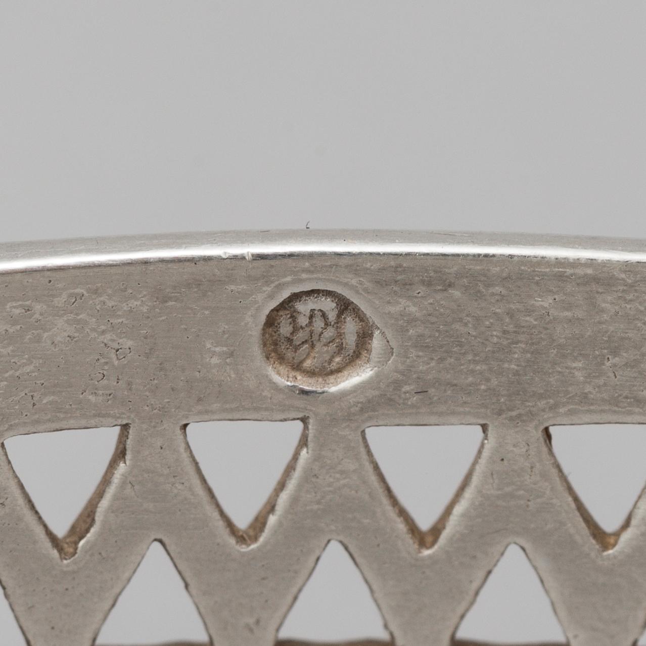 ARMBAND, silver, Kalevala Koru, Finland, 1993.