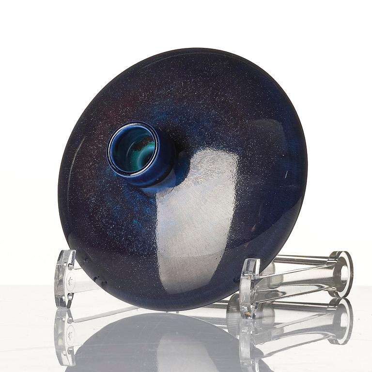 Berndt Friberg, vaser, två stycken, stengods, Gustavsbergs Studio, 1964-65.