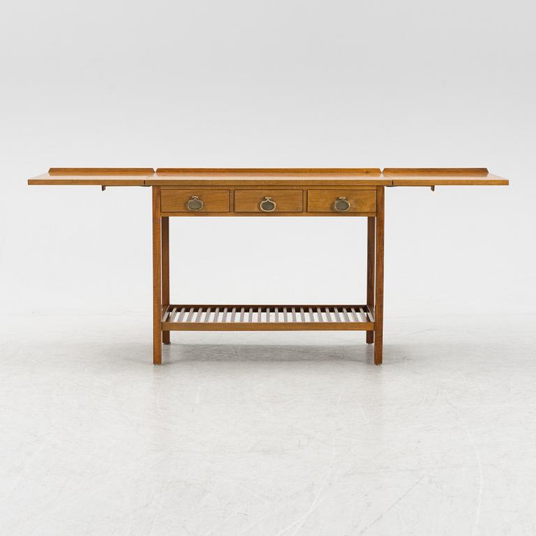 Serveringsbord med klaffar, Sannolikt Kerstin Hörlin-Holmquist, Triva-serien. 1960-tal.