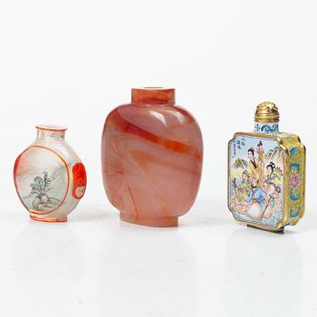 Snusflaskor, 6 st, porslin och glas, Kina, 1900-tal.