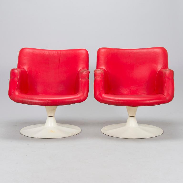 Yrjö Kukkapuro, pöytä "Saturnus" ja tuoleja, 4 kpl, "Junior", Haimi, 1960-luku.