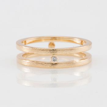 Sophie Bille Brahe, Ring 14K guld "Mars" med runda briljantslipade diamanter.