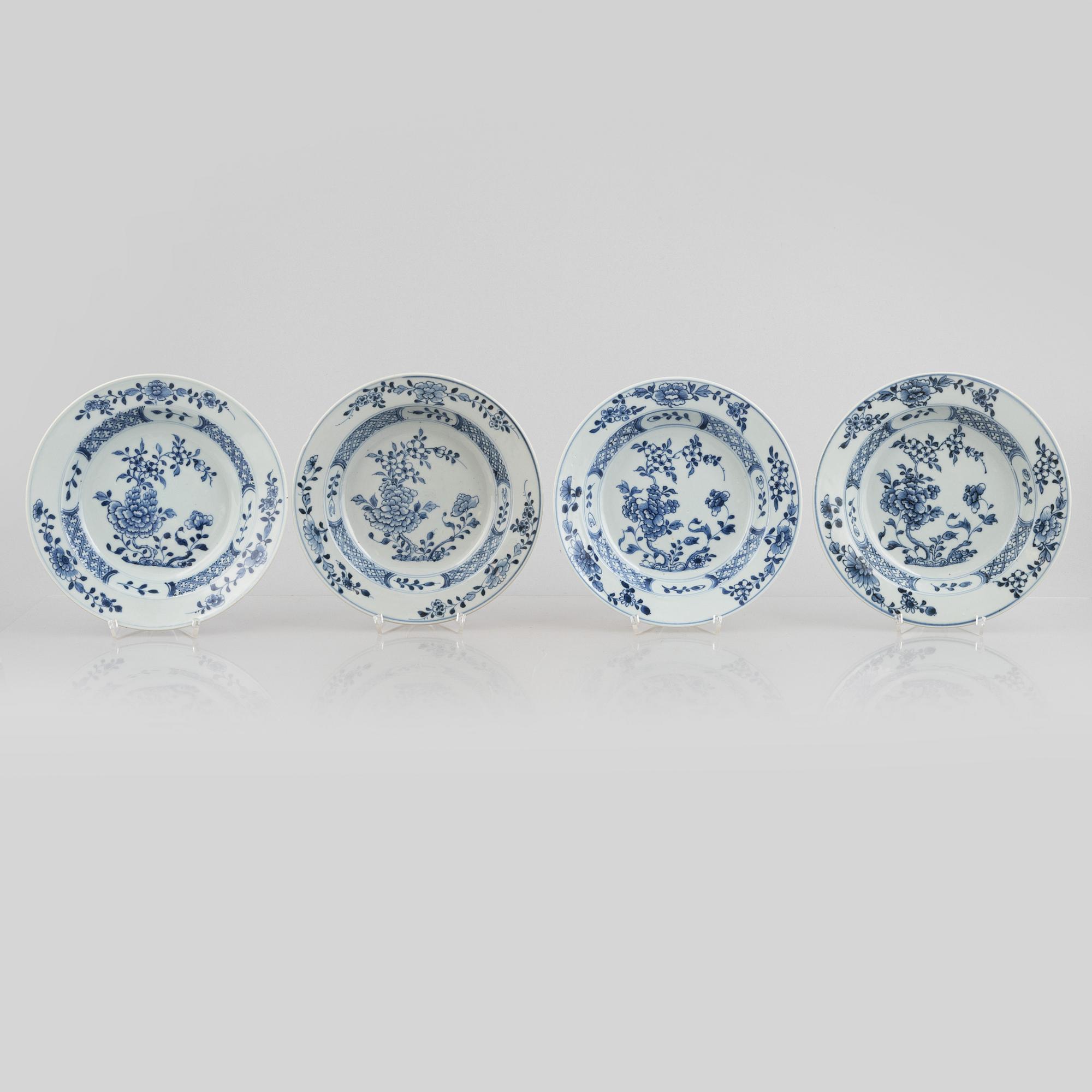 A set of four blue and white soup dishes, Qing dynasty, Qianlong (1736-95).