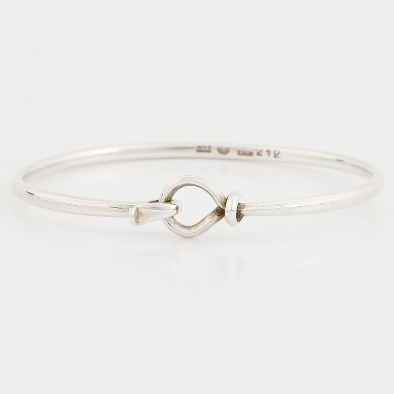Vivianna Torun Bülow-Hübe, a sterling silver 212 bangle, Georg Jensen, Denmark.