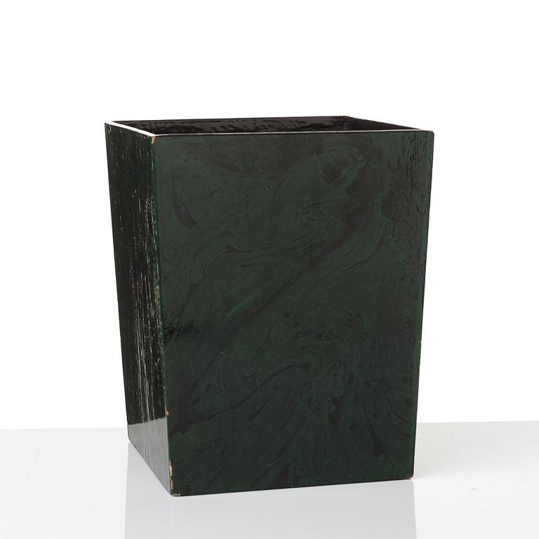 A malachite green lacquered wooden paper bin, 1960-70's.