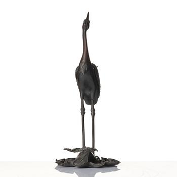 A Japanese bronze crane, Meiji period (1868-1912).
