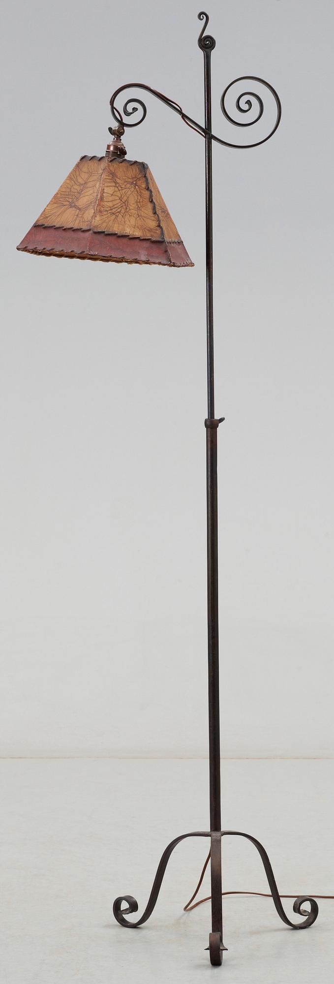 GOLVLAMPA, 1900-talets första hälft.