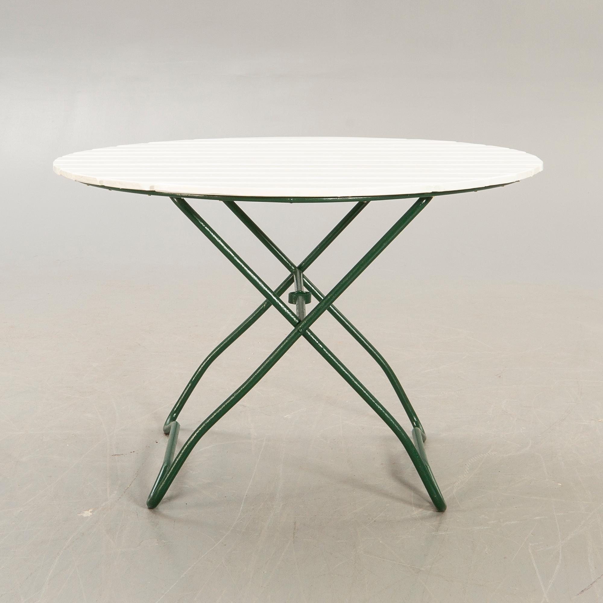 Garden group, 4 chairs, table, mid 1900s.