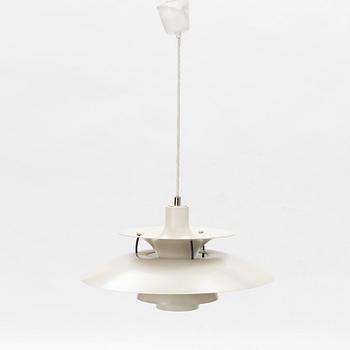 Poul Henningsen, taklampa, "PH-5", Louis Poulsen, Danmark.