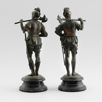 SKULPTURER, 1 par, gjutgods, 1800-talets andra hälft.