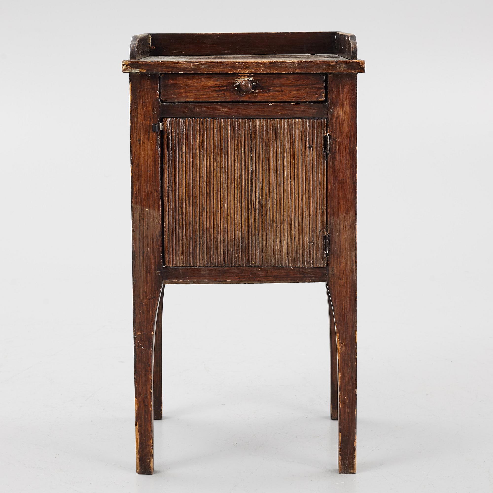 Nattduksbord, 1800-tal.