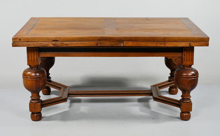MATBORD, barockstil, 1900-talets första hälft.