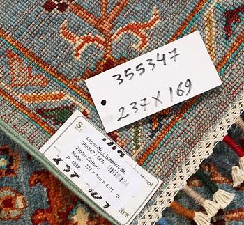 A rug, Ziegler Ariana, c. 237 x 169 cm.
