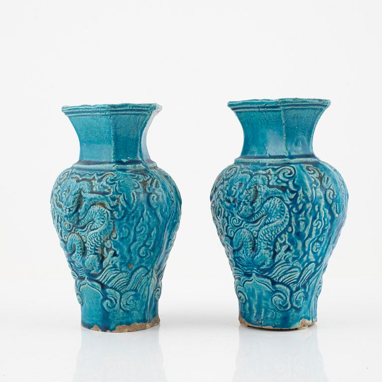 A pair of earthenware vases, late Ming dynasty (1368-1644).