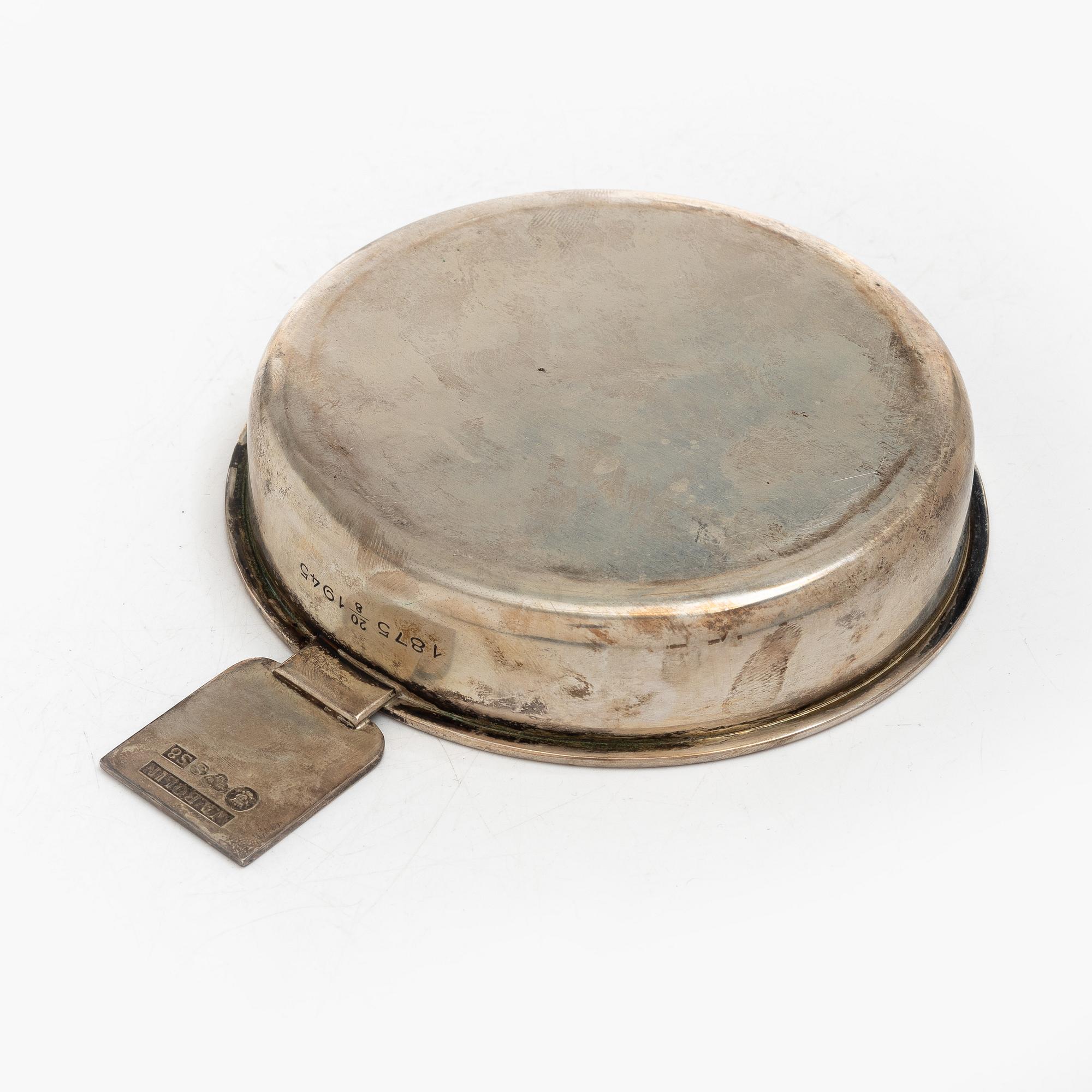 W.A. Bolin, kåsa, silver, Stockholm 1944.