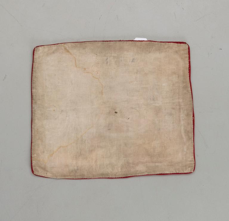 SADELTÄCKE, Tibet, 1900-talets första hälft. Ca 65x78 cm.