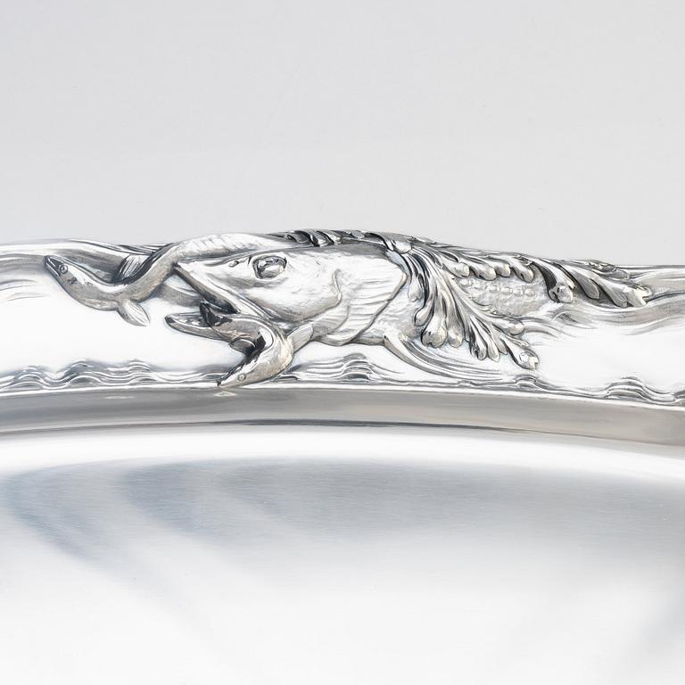 Stort sterling silver fiskfat, W.A. Bolin, Stockholm 1939.