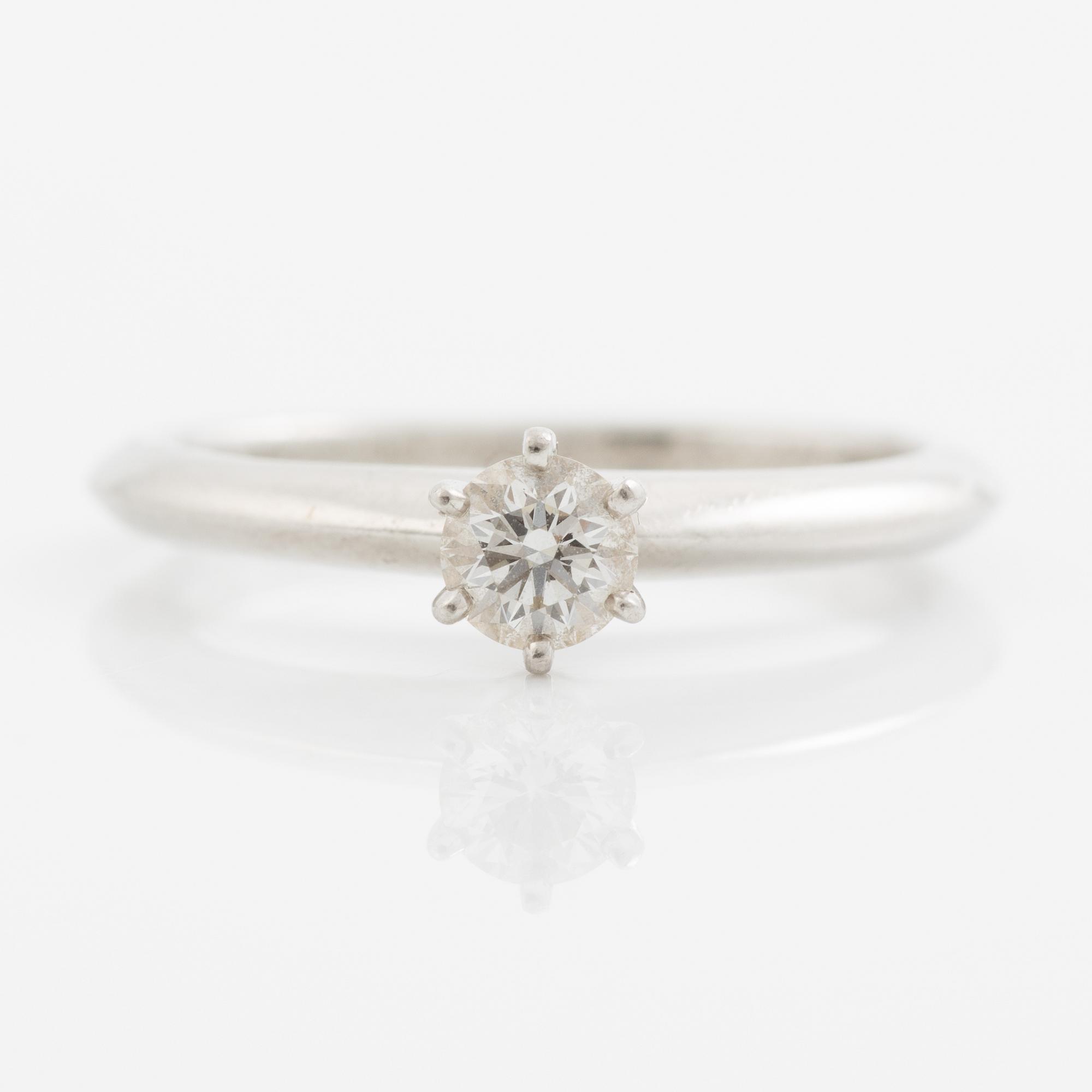 Tiffany & Co, ring, platinum with brilliant-cut diamond 0.23 ct.