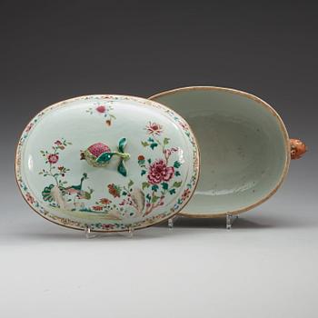 A large famille rose 'double peacock' tureen with cover and stand, Qing dynasty, Qianlong (1736-95).