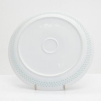 Friedl Holzer-Kjellberg, three porcelain candle holders and a "Helmi" plate, Arabia, 1970s.