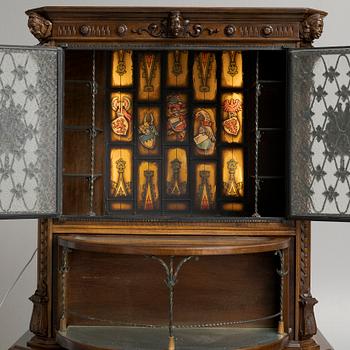 Barskåp, barockstil, 1900-talets första hälft.