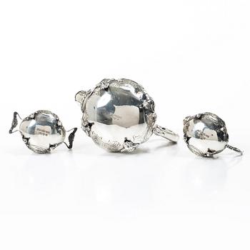 Coffee service, 3 pieces, silver, Rococo style, Gewe Silvervarufabriken Ab, Malmö 1976–78.