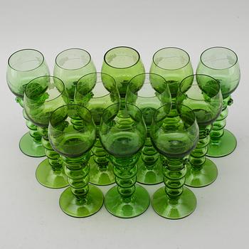 REMMARE, 12 st, grönt glas, 1900-talets mitt.