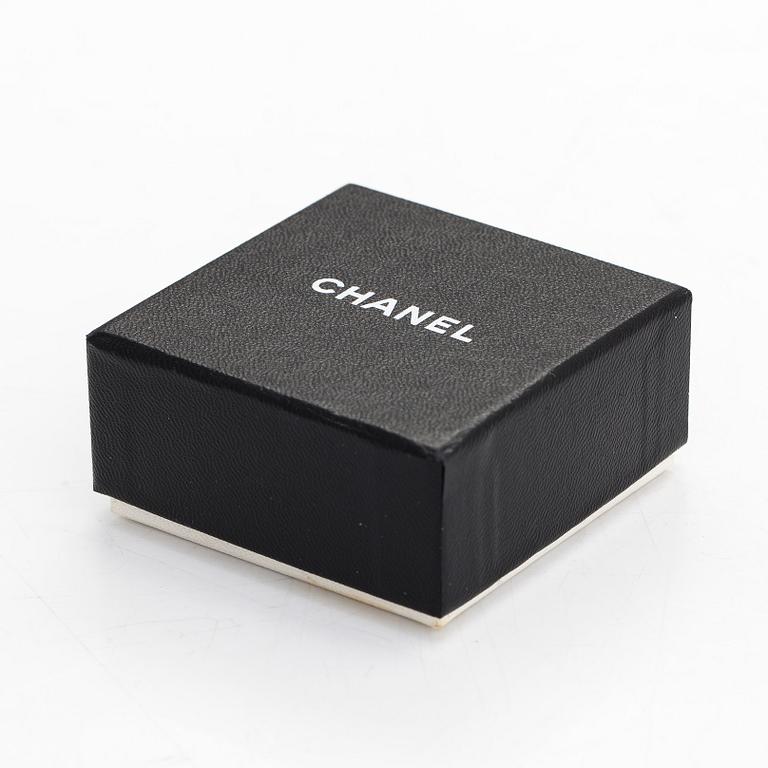 Chanel, earrings, 1984-1990.