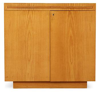 A Swedish elm cabinet attributed to Uno Åhrén, 1930's.