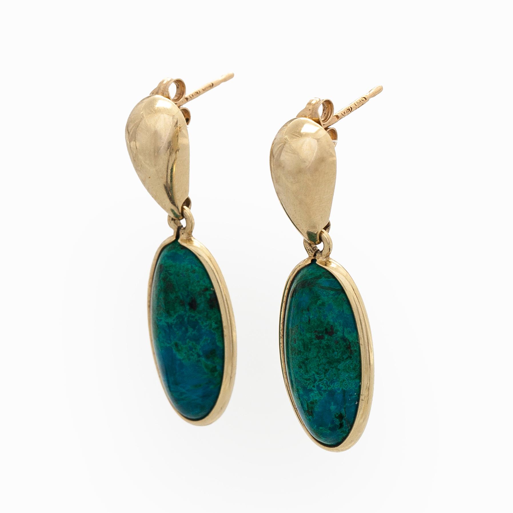 Örhängen, 14K guld med chrysocolla Eilat-stenar.