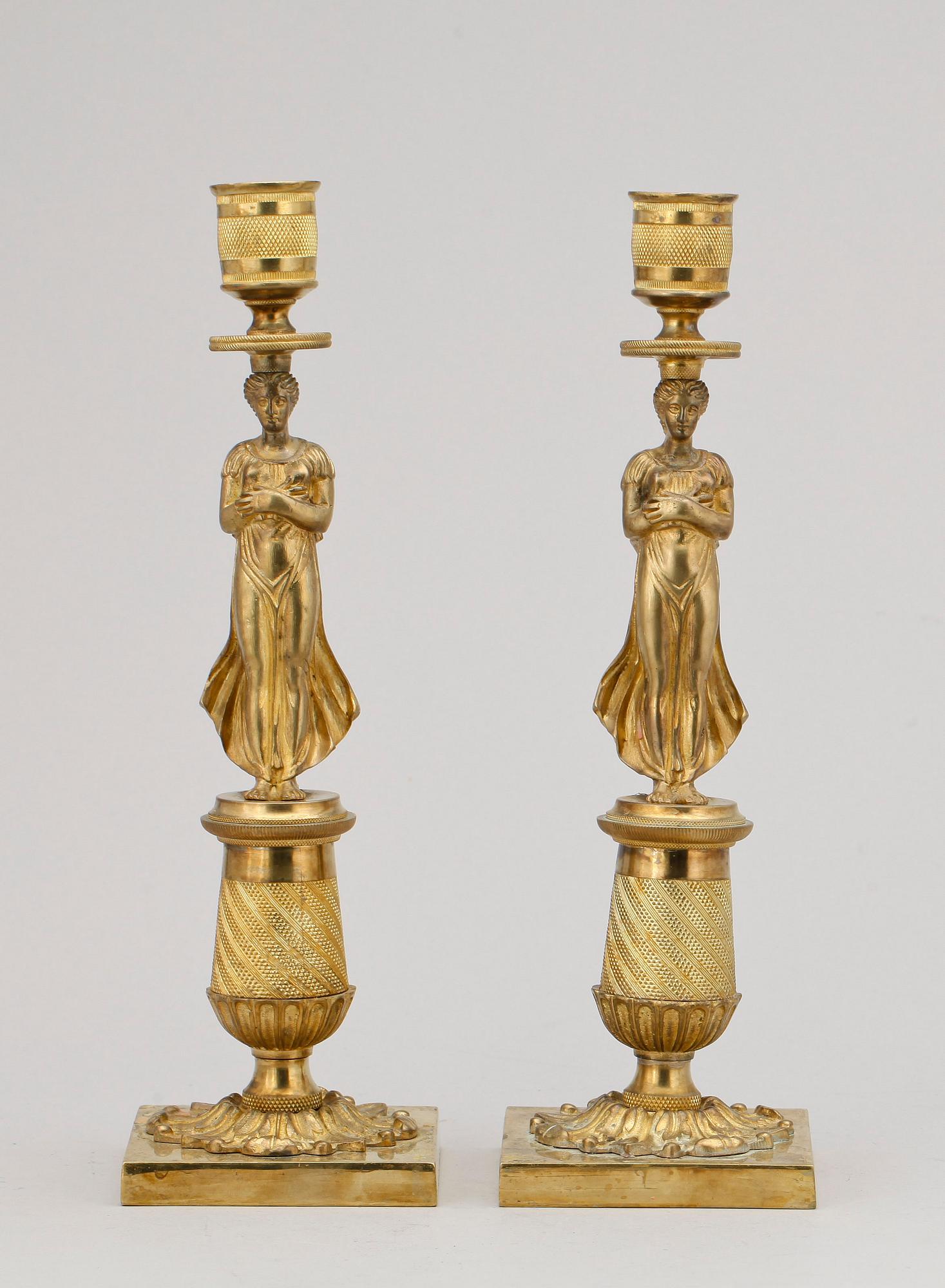 LJUSSTAKAR, ett par, empirestil, 1800-tal.