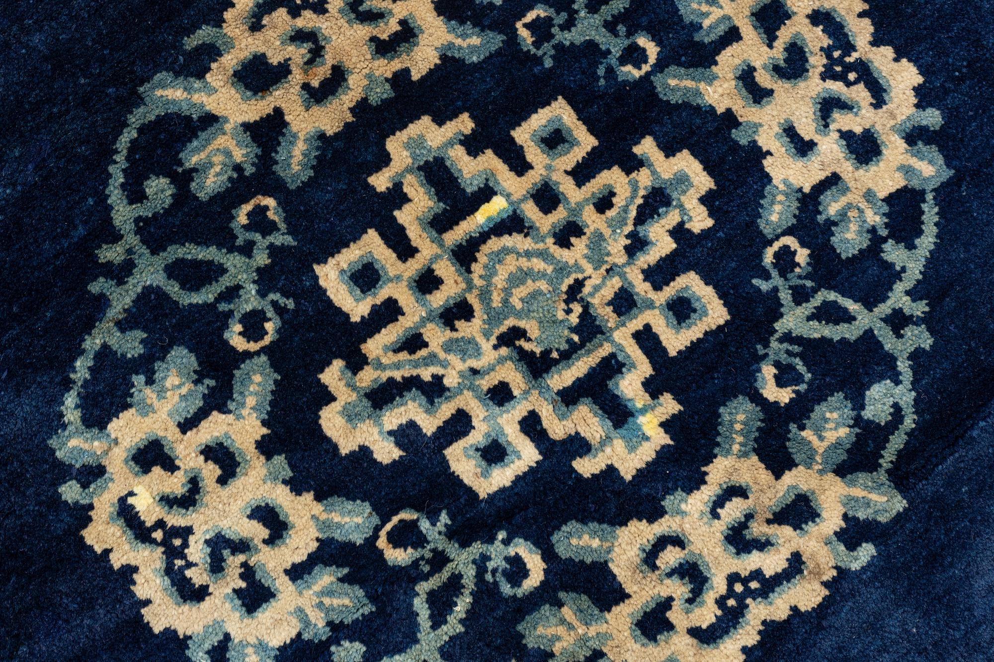 Mattor, ett par snarlika, Baotou, Kina, ca 165 x 100-105 cm.