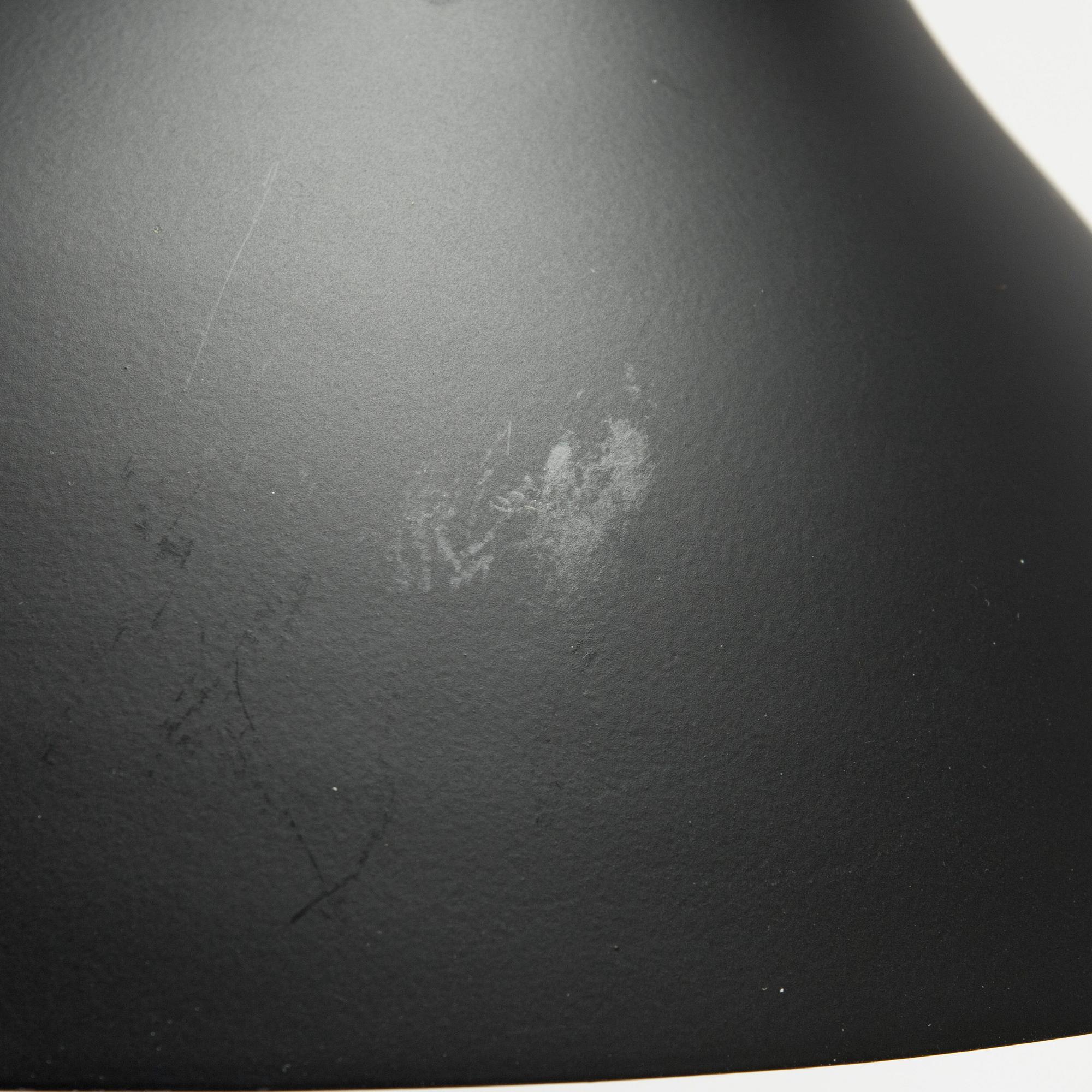 Aerin, lattiavalaisin "Charlton", 2000-luku.