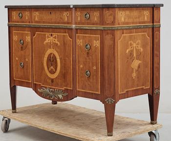 BYRÅ, gustaviansk stil, S.L Otterström. 1900-talets första hälft.