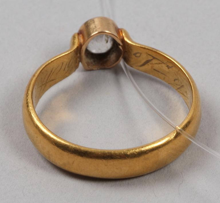 RING, guld 23 K, Axel Georg Björkman, Stockholm, verksam 1865-1915. Vikt 5 gram.