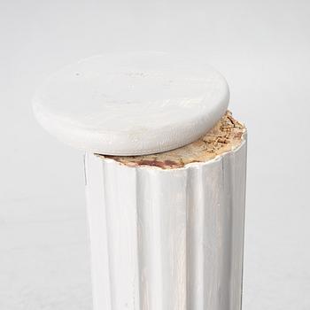 Columns, a pair, contemporary.