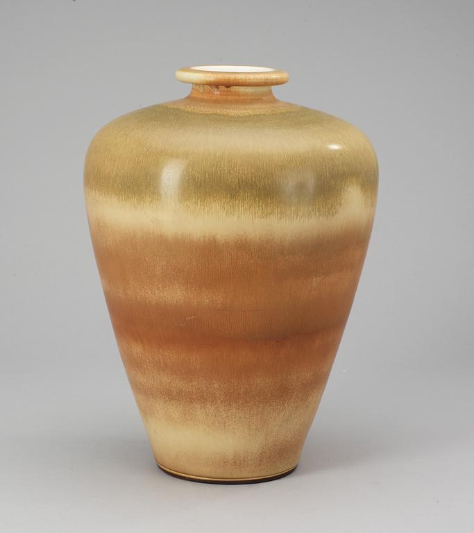 A Berndt Friberg stoneware vase, Gustavsberg Studio 1964.